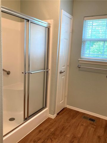2 Bacton Lane, Bella Vista, AR 72714