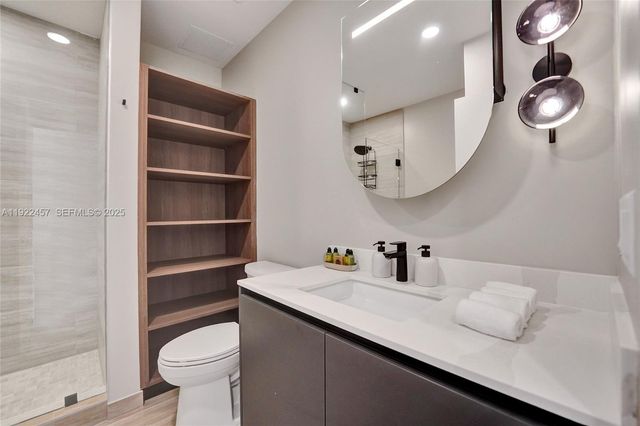 580 72nd St 1511, Miami Beach, FL 33141