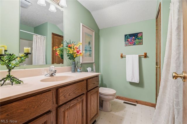 4630 Preserve Drive NW, Canton, OH 44708