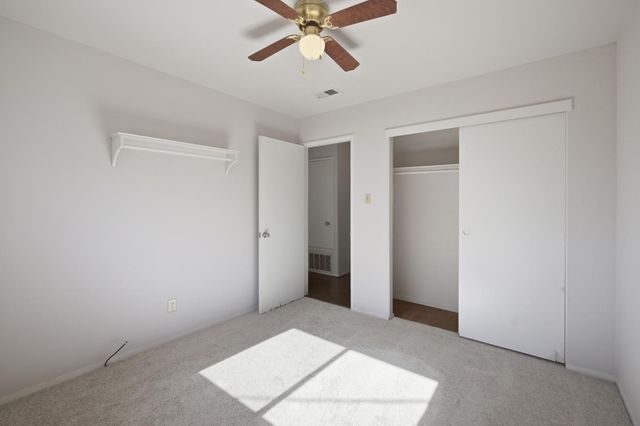 614 Wales Dr, Folsom, CA 95630