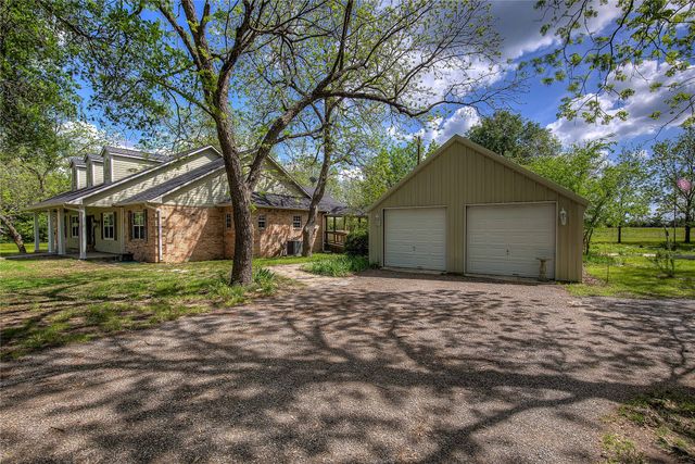 1355 County Road 4719, Wolfe City, TX 75496