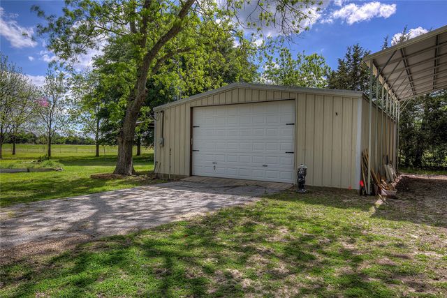 1355 County Road 4719, Wolfe City, TX 75496