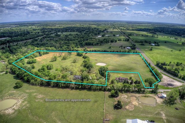 1355 County Road 4719, Wolfe City, TX 75496