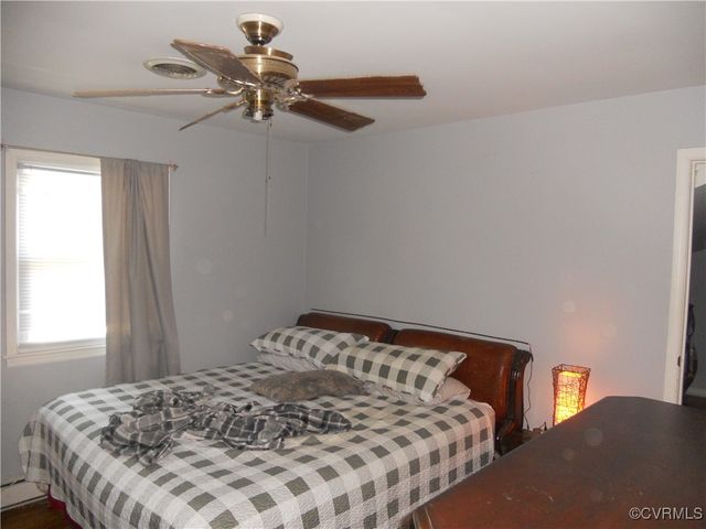 802 Smithfield Ave, Hopewell, VA 23860