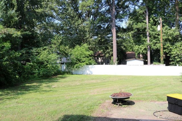 802 Smithfield Ave, Hopewell, VA 23860