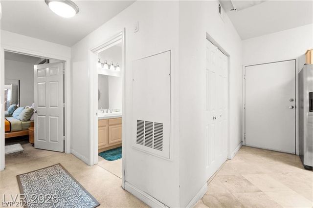 5250 South Rainbow Boulevard 1012, Las Vegas, NV 89118