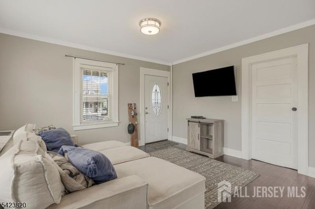 110 Parker Street, Middlesex, NJ 08846
