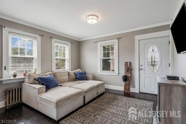 110 Parker Street, Middlesex, NJ 08846