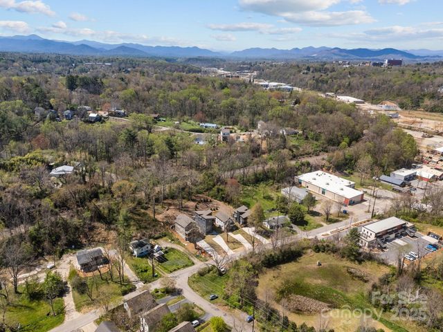 89 Glendale Avenue, Asheville, NC 28803