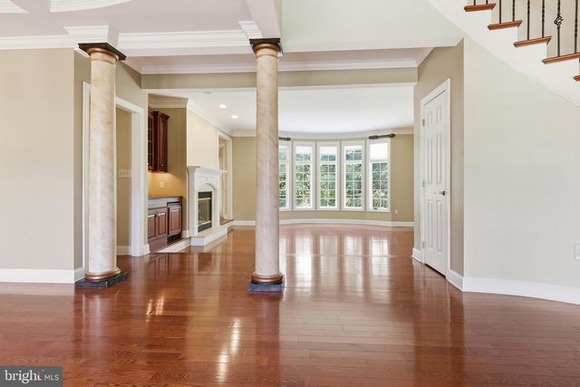 1945 MONTEREY DR, Mechanicsburg, PA 17050
