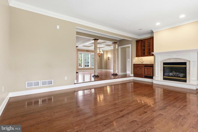 1945 MONTEREY DR, Mechanicsburg, PA 17050