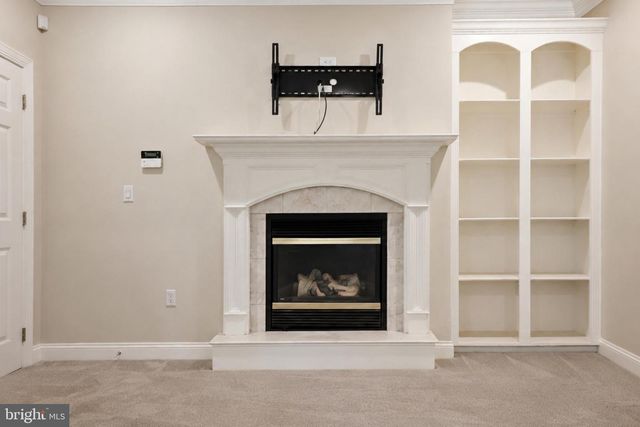 1945 MONTEREY DR, Mechanicsburg, PA 17050