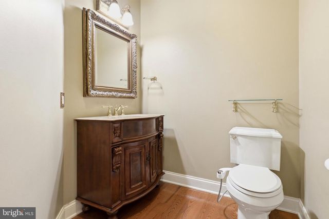 1945 MONTEREY DR, Mechanicsburg, PA 17050
