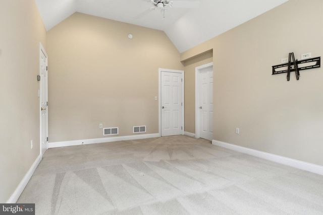 1945 MONTEREY DR, Mechanicsburg, PA 17050
