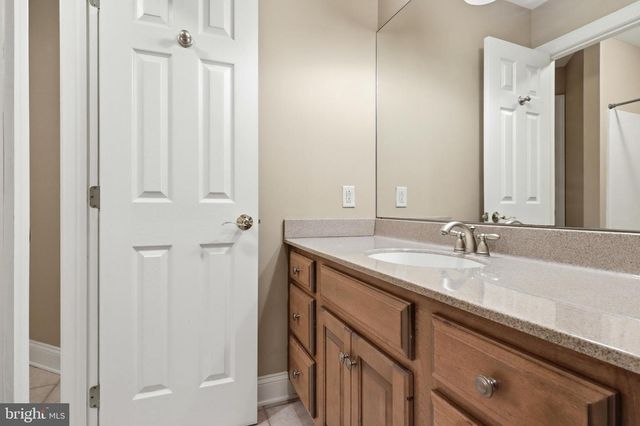 1945 MONTEREY DR, Mechanicsburg, PA 17050