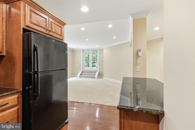 1945 MONTEREY DR, Mechanicsburg, PA 17050