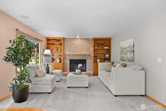 16690 SE 50th Place, Bellevue, WA 98006