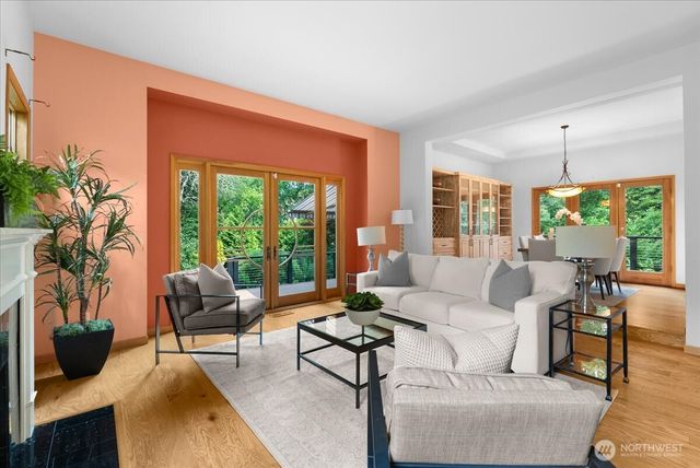 16690 SE 50th Place, Bellevue, WA 98006