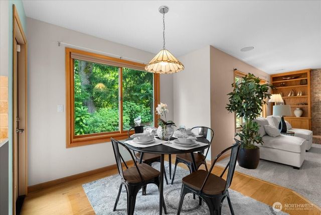16690 SE 50th Place, Bellevue, WA 98006