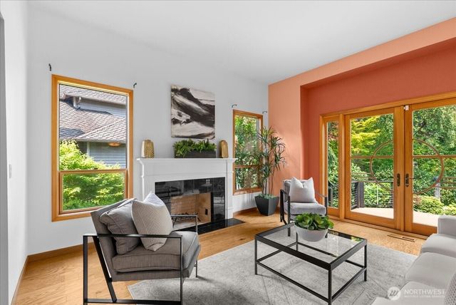 16690 SE 50th Place, Bellevue, WA 98006
