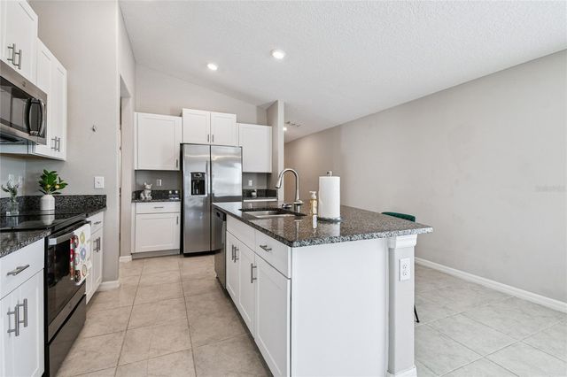 1735 RIPPLE JADE PLACE, Ruskin, FL 33570