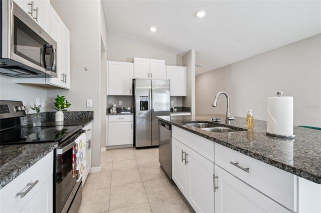 1735 RIPPLE JADE PLACE, Ruskin, FL 33570