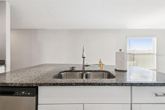 1735 RIPPLE JADE PLACE, Ruskin, FL 33570