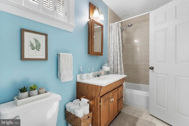 1075 SUN VALLEY DR, Annapolis, MD 21409