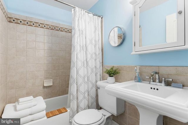 1075 SUN VALLEY DR, Annapolis, MD 21409