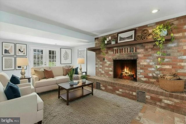 1075 SUN VALLEY DR, Annapolis, MD 21409