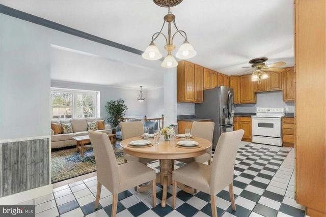 1075 SUN VALLEY DR, Annapolis, MD 21409