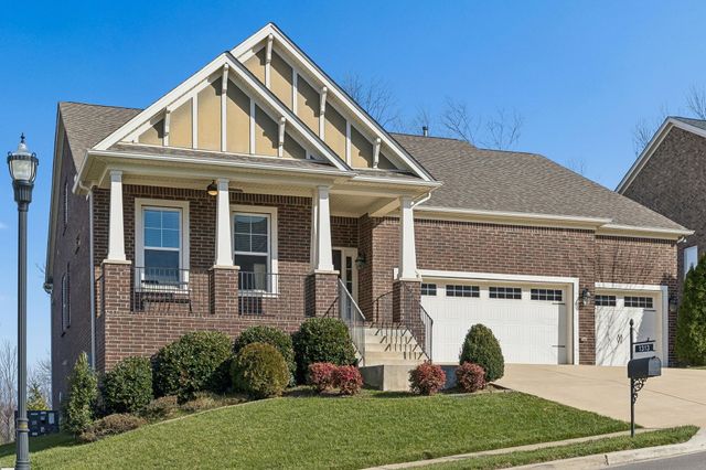 1313 Greenstone Ln, Nashville, TN 37221
