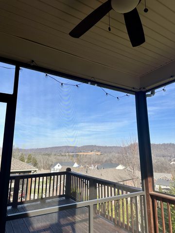 1313 Greenstone Ln, Nashville, TN 37221