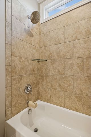 1313 Greenstone Ln, Nashville, TN 37221