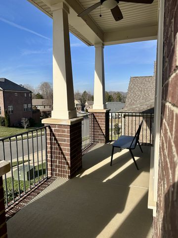 1313 Greenstone Ln, Nashville, TN 37221