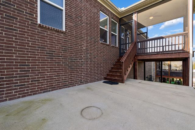 1313 Greenstone Ln, Nashville, TN 37221