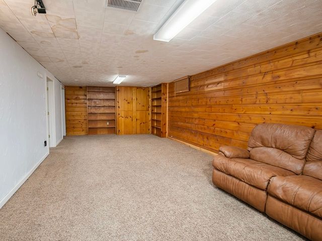 1436 PARKHILL DRIVE, Billings, MT 59102