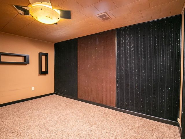 1436 PARKHILL DRIVE, Billings, MT 59102