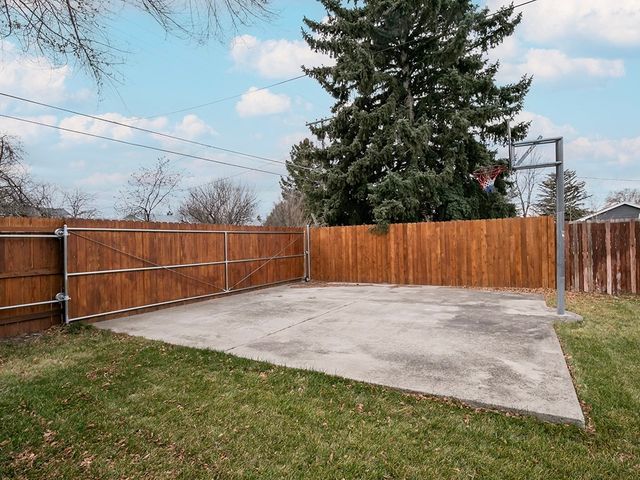 1436 PARKHILL DRIVE, Billings, MT 59102