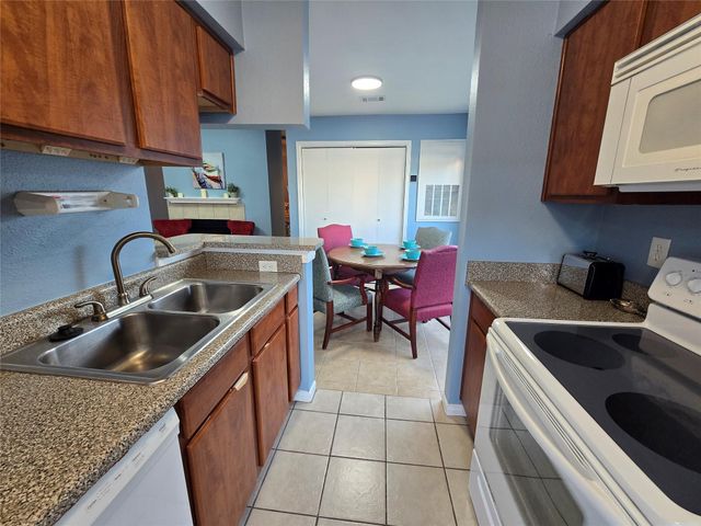 3506 Cove View Boulevard 1324, Galveston, TX 77554