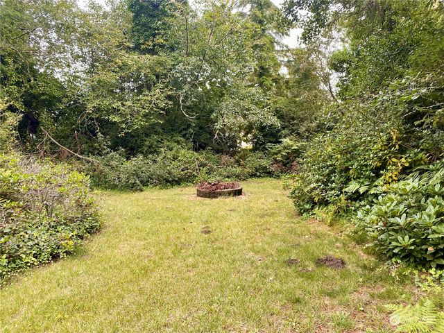 24505 P Street, Ocean Park, WA 98640