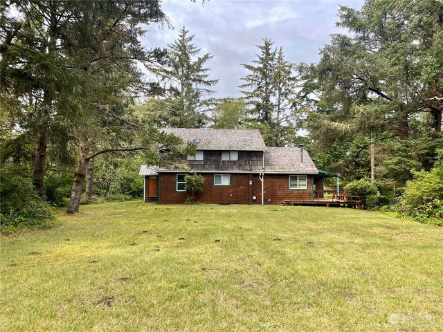 24505 P Street, Ocean Park, WA 98640