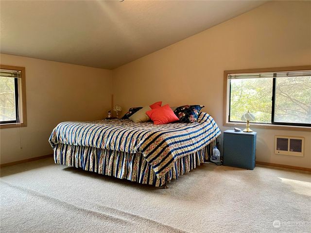 24505 P Street, Ocean Park, WA 98640