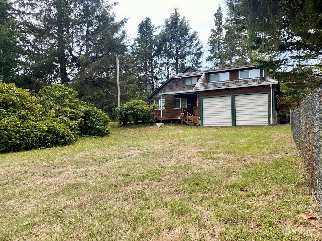24505 P Street, Ocean Park, WA 98640