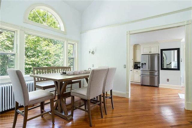 75 Green End Avenue 1, Middletown, RI 02842