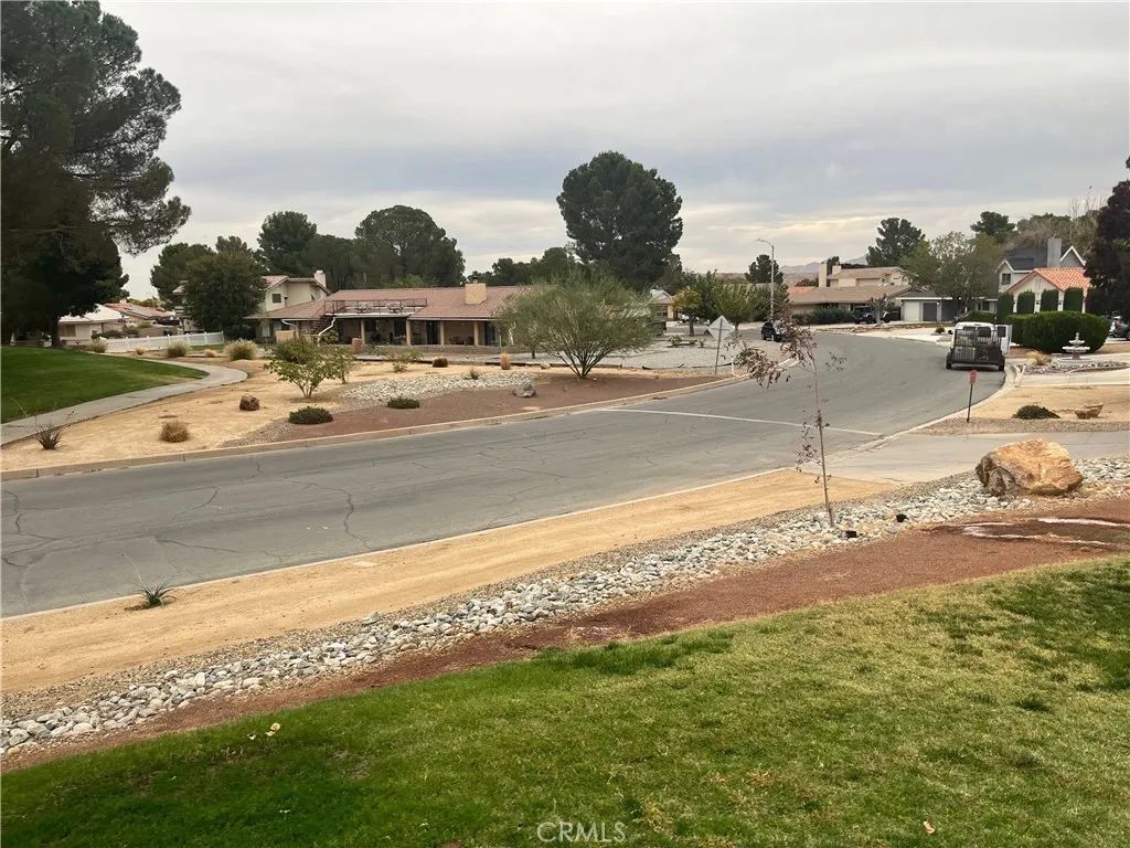 14988 Blue Grass, Helendale, CA 92342
