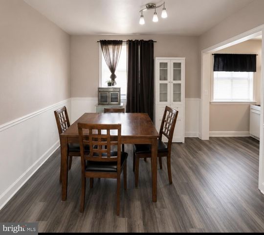 7511 SHERWOOD RD, Philadelphia, PA 19151