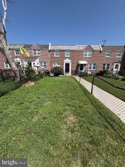 7511 SHERWOOD RD, Philadelphia, PA 19151