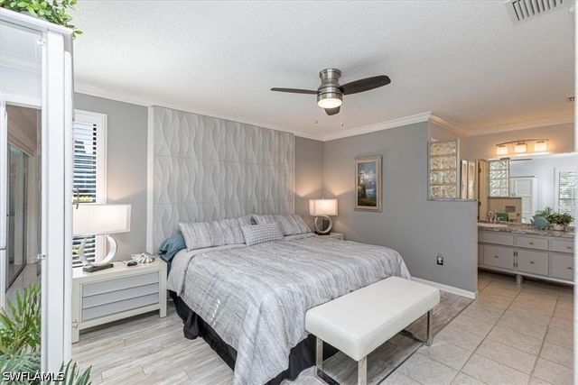 3271 Boca Ciega DR D50, Naples, FL 34112