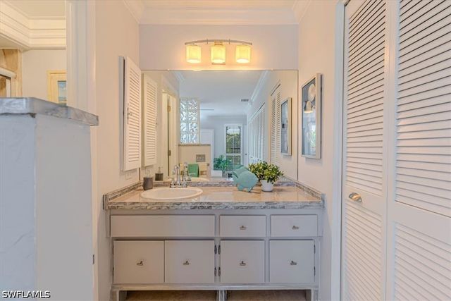 3271 Boca Ciega DR D50, Naples, FL 34112